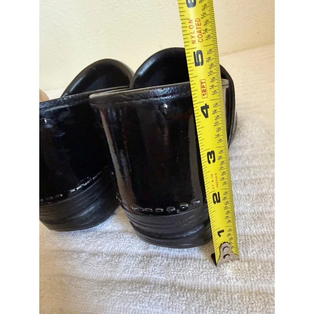Dansko XP Womens Black Patent Leather Slip Resistant Clogs US 10 EU 41